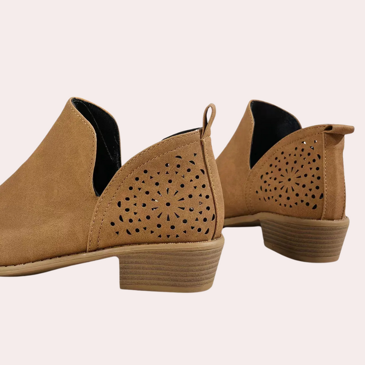 NICIA - Klassische ausgehöhlte Stiefel für Damen