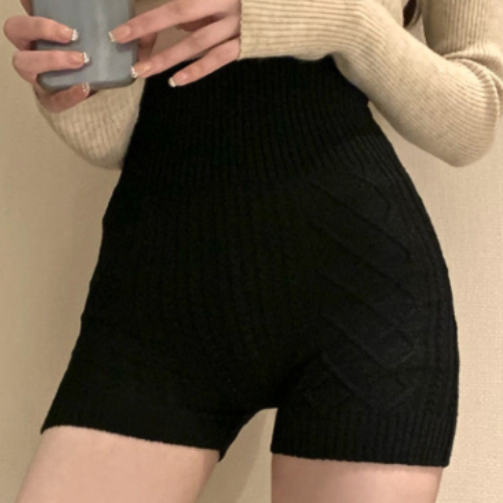 VIVIELYN - Hochgeschnittene Strickshorts für Damen