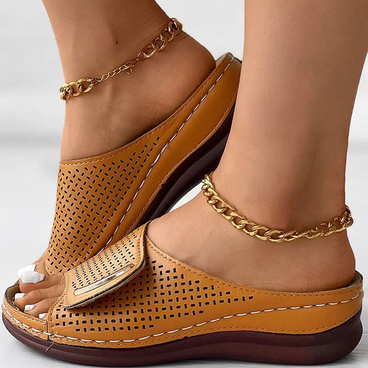 AMAYA - Bequeme Keilsandalen