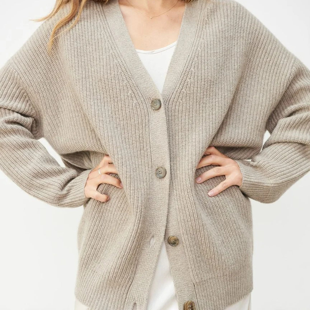 SOPHIA - Kuschelige Strickjacke für Frauen